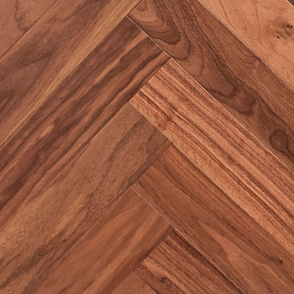 Паркет Ёлка Wood Bee Herringbone Орех американский Селект  по цене 15&nbsp;126.75 ₽
